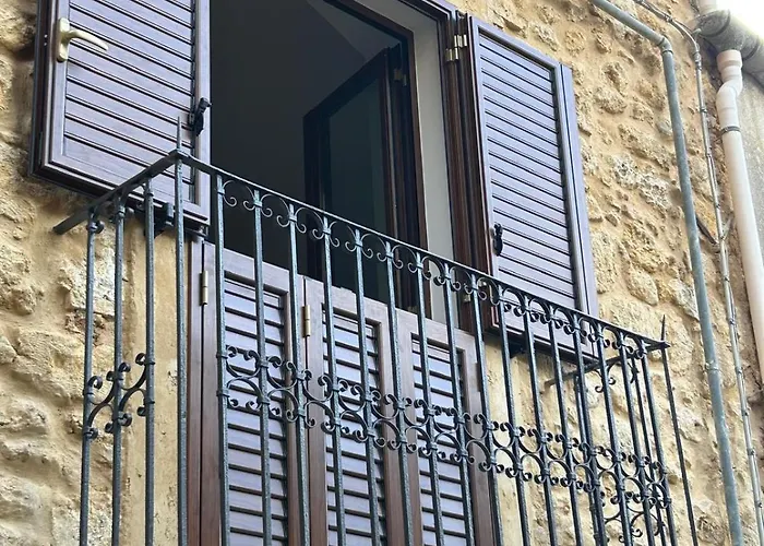 Casa Sul Corso * Naro